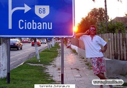 poza ta bai incultule ,mah da pe ce clasa esti ,atreia sau a patra sunt curios si eu ca vad ca