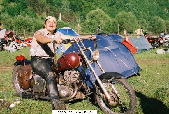 salut ,imiziceti si mie cum itru sa caut filme :( pentru cei care de pe